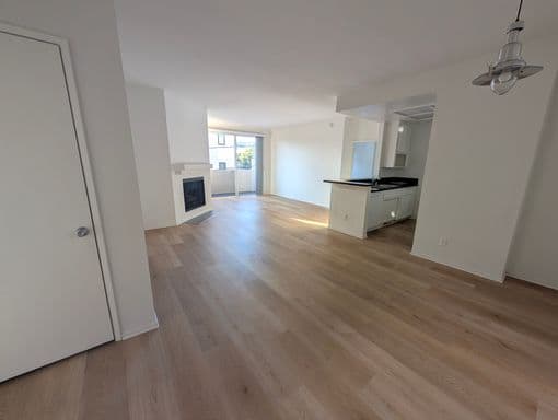 1409 N. Alta Vista Blvd., Apt. 209, Los Angeles, CA 90046