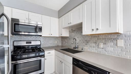 350 S. Reno Street, 304, Los Angeles, CA 90057