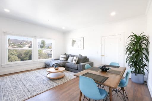 6533 Hollywood Blvd, Apt. 203, Los Angeles, CA 90028