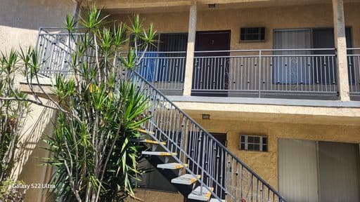 7116 Woodman Ave, Apt. 7, Van Nuys, CA 91405