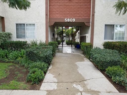 5809 N. Reseda Blvd, Apt. 201, Tarzana, CA 91356